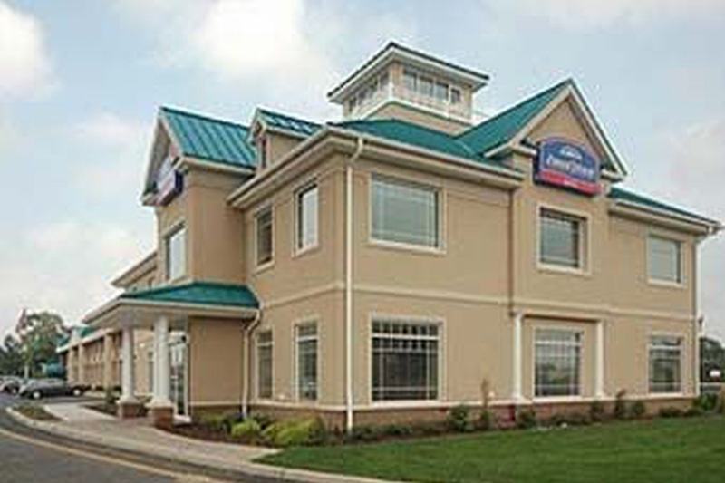 Howard Johnson By Wyndham Toms River Buitenkant foto
